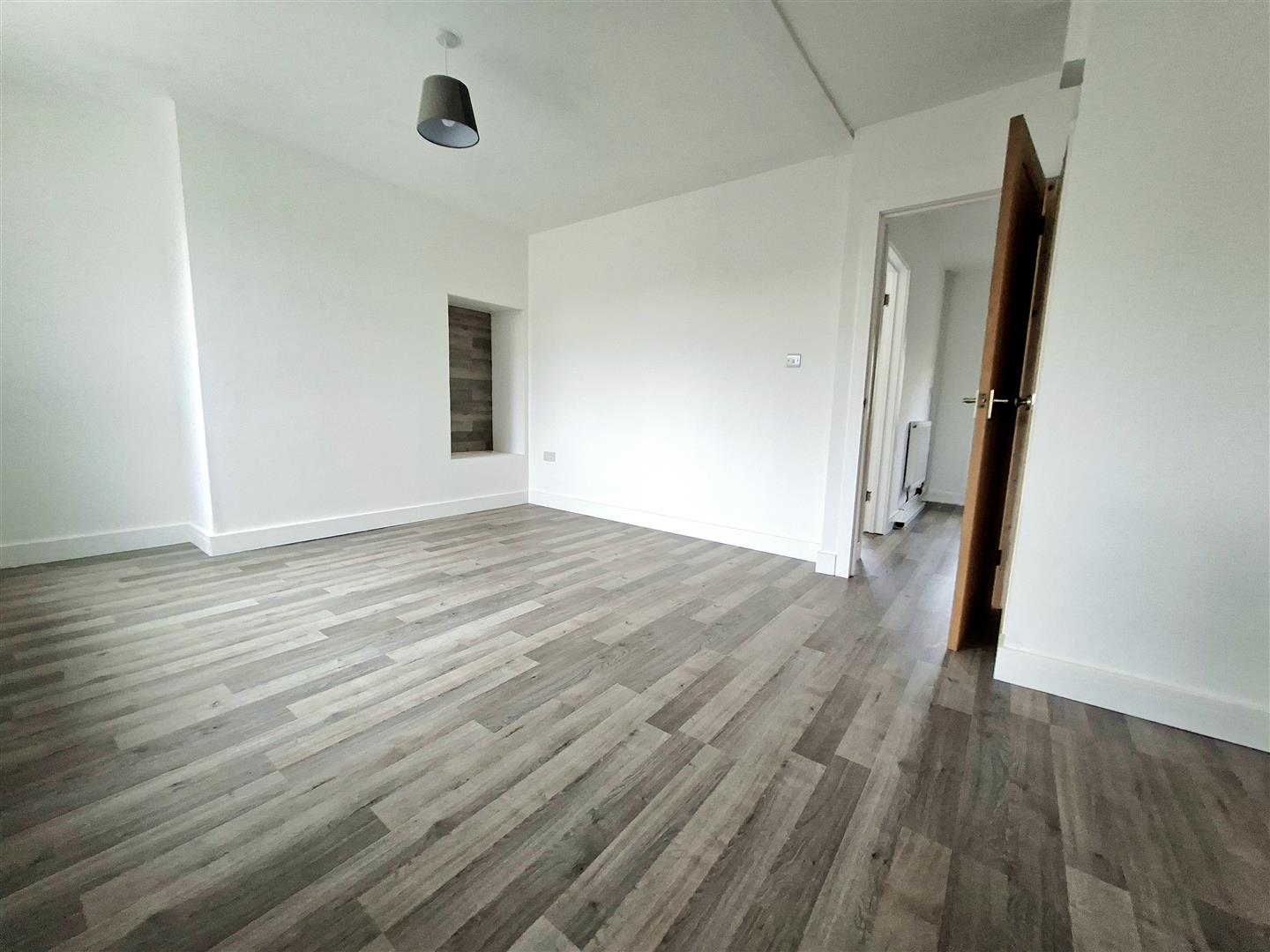 Ael-Y-Bryn Road, Fforestfach, Swansea, SA5 8JA